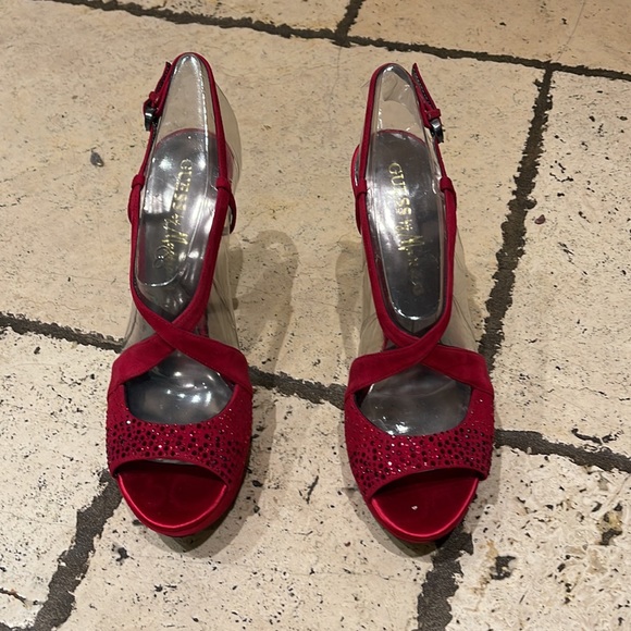 Beautiful Marciano heels - Picture 2 of 5